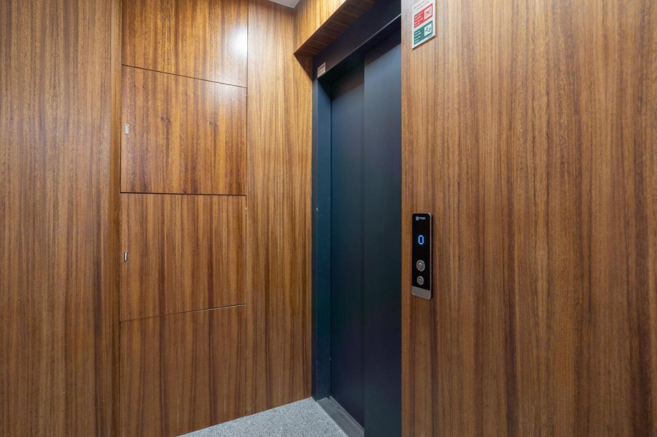 ポルトHost Wise - Bright & Contemporary Flat - Ace Locationアパートメント エクステリア 写真