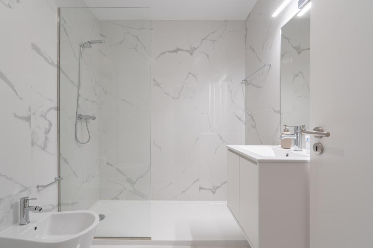 ポルトHost Wise - Bright & Contemporary Flat - Ace Locationアパートメント エクステリア 写真
